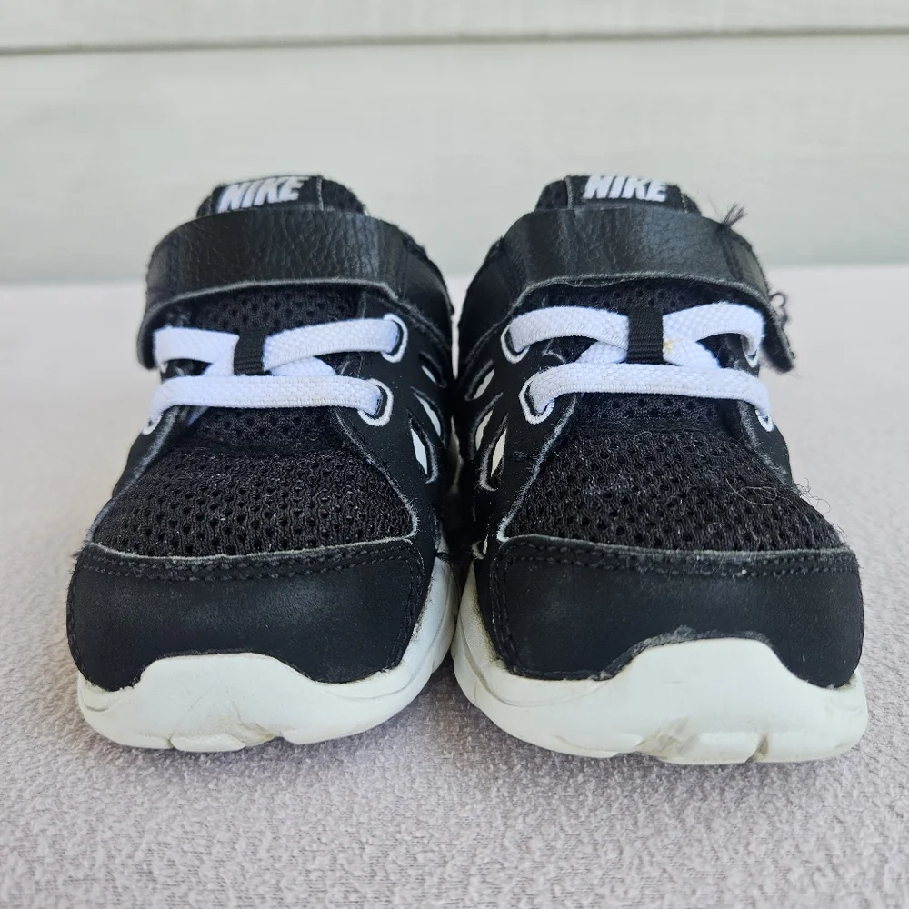 Nike Fusion Run 2 Athletic Sneaker Toddler SZ 7C Black Hook & Loop 599803-008